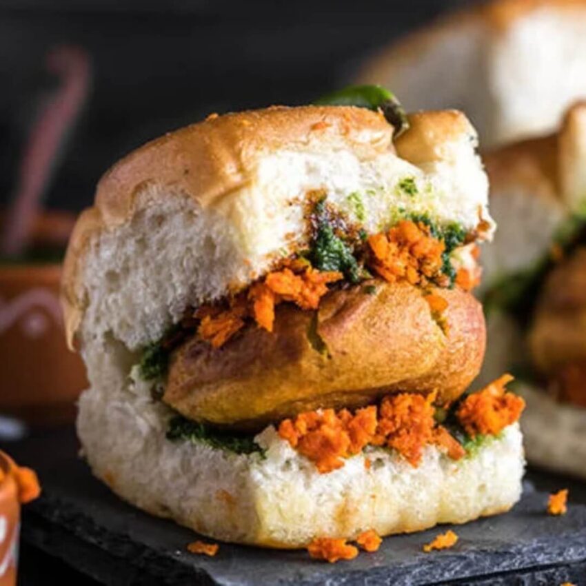 VADAPAV (2)